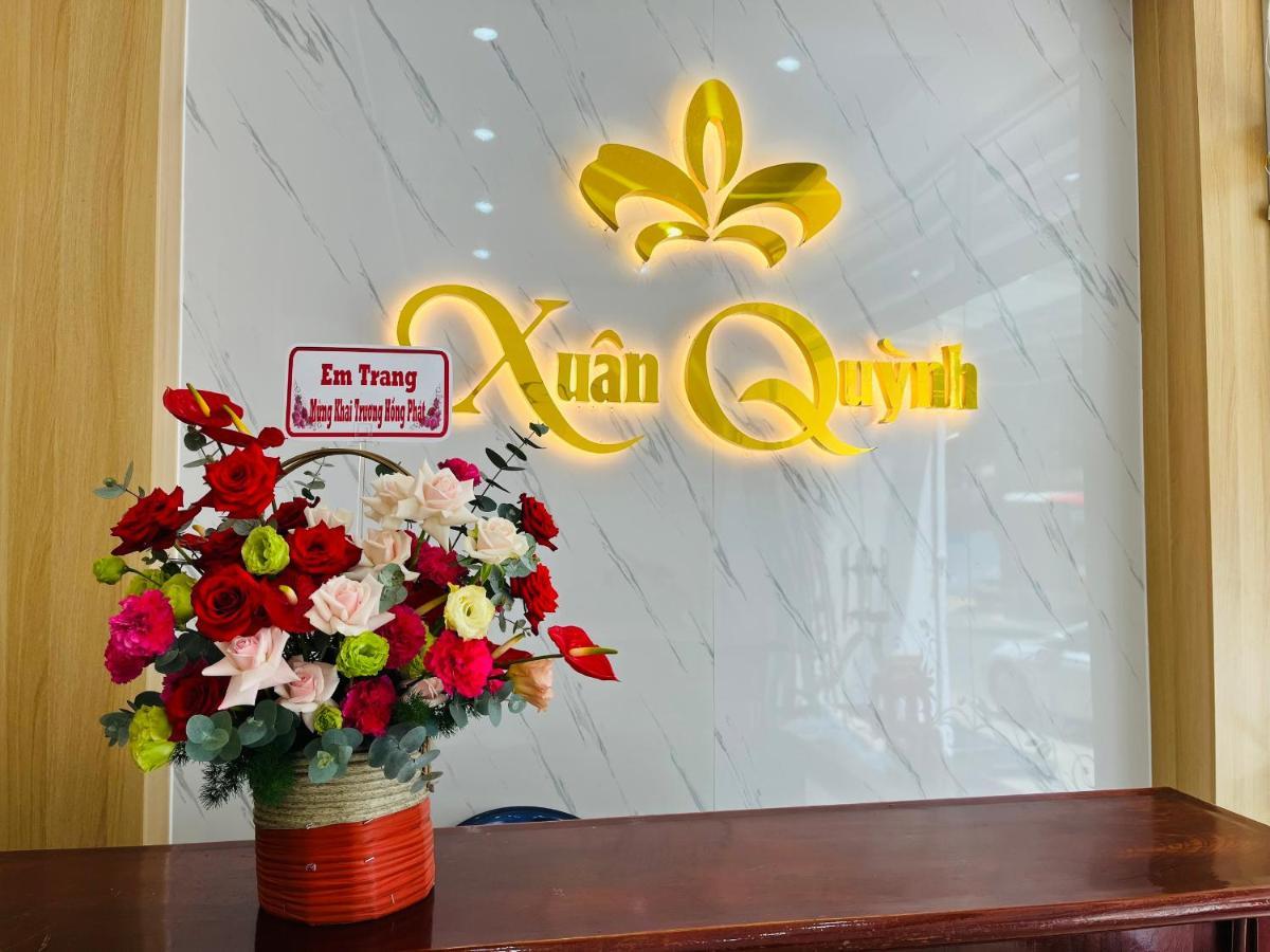 Отель Khach San Xuan Quynh Далат Экстерьер фото